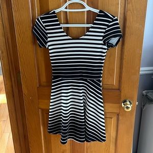 Planet Gold Stripped Black & White Fitted Dress, Size M, Low Back Midi Dress